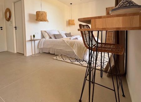 Sauzet Apartment | Villa Loka-Ecrin contemporain adult only avec piscine