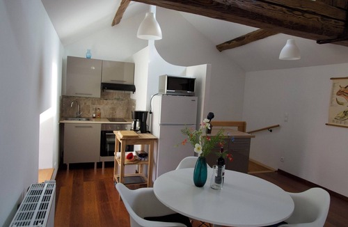 Fontenoy-le-Chateau Apartment | Villa Magnolia