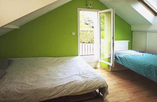 Longjumeau Villa | Villa Manarola - 10pers/4Ch - jacuzzi & jardin