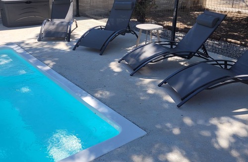 Mazan Villa | Villa, Mazan, 8 people, 3 bedrooms, swimming pool