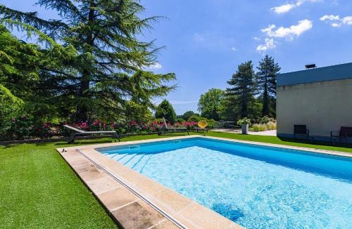 Charmes-sur-Rhone Villa | Villa Montplaisir 180m² - Jacuzzi