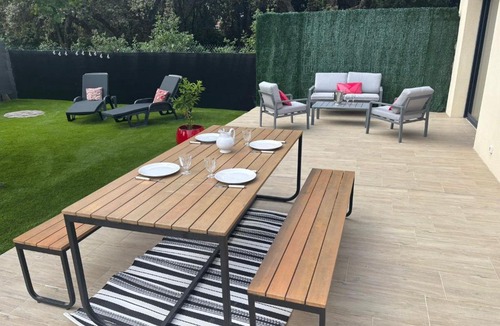 Carpentras House | Villa Npda