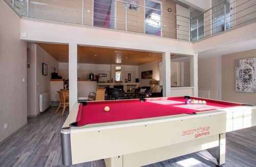Soulac-sur-Mer Villa | Villa Piscine-Spa-Sauna, 25 persons, 5 mn from the ocean