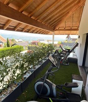 La Celle-sous-Gouzon Villa | Villa RÉEL - 13 Personnes - Proche Genève - Annecy & Stations de ski