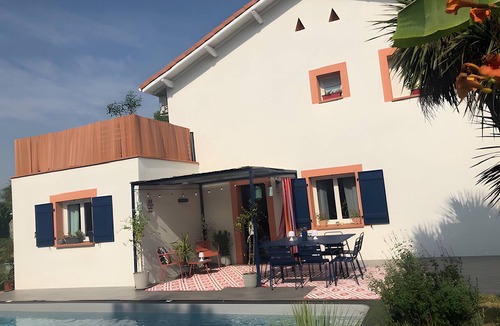 Montauban House | Villa "Stella" with Private Pool, Wi-Fi, and Air Conditioning