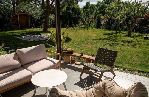 Vallon-Pont-d'Arc House | Villa with air conditioning - 8 guests near river