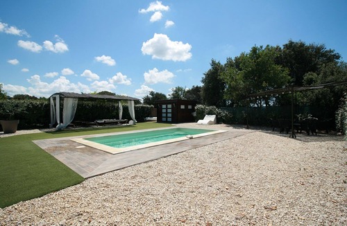 Mazan House | Villa with private pool in the countryside near the village