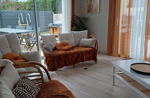 Carquefou Villa | Villa with suite all comforts swimming pool and spa 10 min Nantes