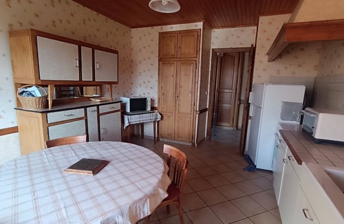Perrier House | Village house at the crossroads 5mn ISSOIRE