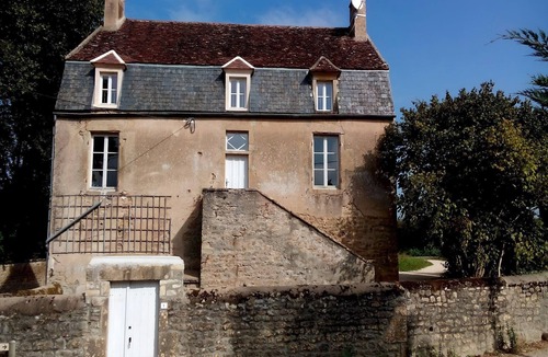 Vault-de-Lugny House | Village House in Burgundy near Vézelay Basilica
