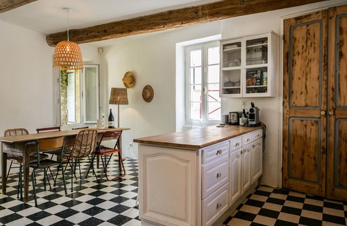 Rochegude Ski Chalet | Village house with swimming pool and pétanque court – Rochegude, Drôme Provençale