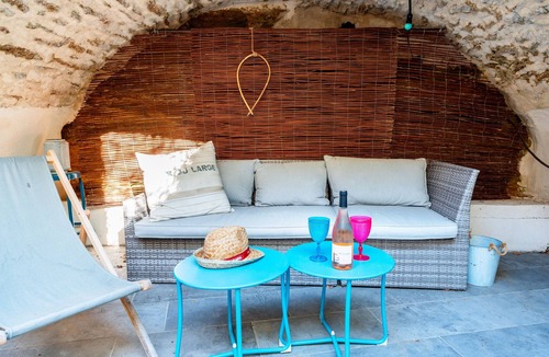 Grignan Ski Chalet | Village House with Terrace – Grignan, Drôme Provençale