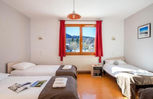 Cerniebaud Hotel | Village vacances Chalet de la Haute-Joux