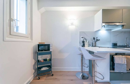 Port-Aviation Apartment | ViryZen 30 minutes from Paris