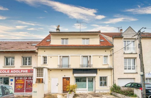Port-Aviation Apartment | ViryZen 30 minutes from Paris