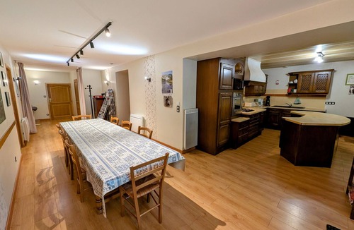 Corravillers Cottage | Vosges Lodge: nature, fireplace, pets allowed
