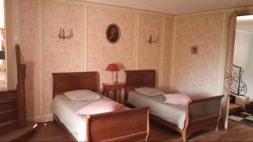 Parigny-les-Vaux Bed & Breakfast | Votre chambre au Château de Mimont