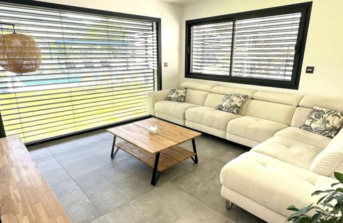 Taillades Villa | Vrbo Property