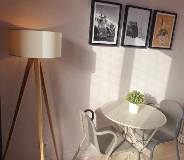 Louis Bertrand-Mirabeau-Semard Apartment | Vue sur Paris