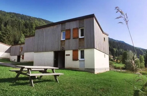 Lelex Apartment | VVF Les Monts Jura - 3 Room Apartment 8 People
