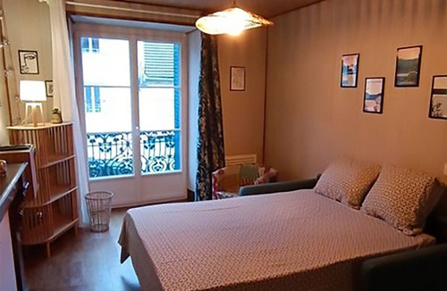 Clairvaux-les-Lacs Apartment | Warm place for a course or long stay 5 minutes walk from the lake