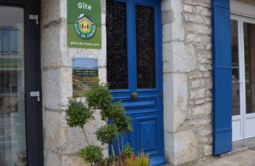 Clairvaux-les-Lacs Apartment | Warm place for a course or long stay 5 minutes walk from the lake