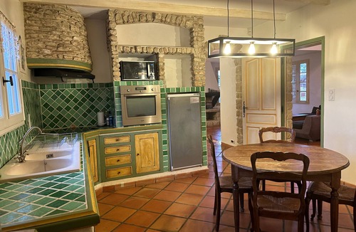 Saint-Pierre-de-Vassols Villa | Welcome