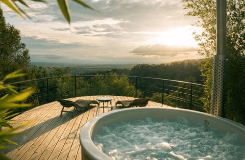 La Cote-Saint-Andre House | Welcome to Domaine des étoiles Unusual accommodations