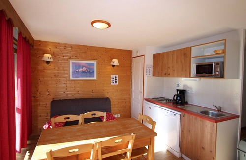 Chamrousse Apartment | Well-equipped apartment near slopes and ESF