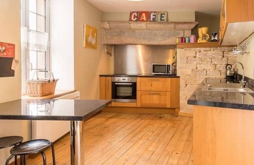 Bonnevent-et-Velloreille-les-Bonnevent Cottage | Wellness cottage: pool, sauna, gym near Besançon