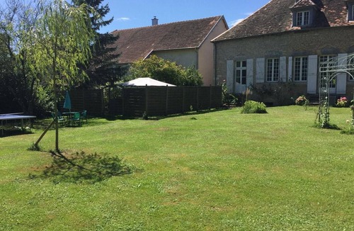 Bonnevent-et-Velloreille-les-Bonnevent Cottage | Wellness Cottage with Sauna and Fitness Room