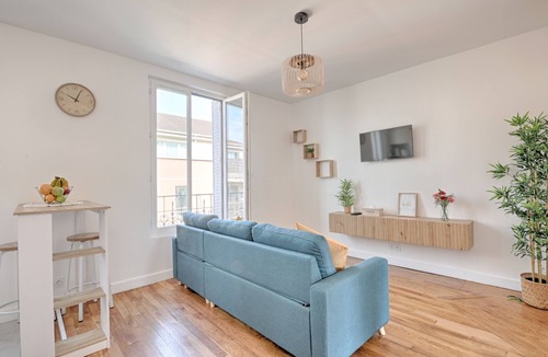 Vitry-sur-Seine Apartment | White & Wood - Charmant appartement pour 4