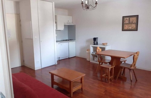 Vignec Apartment | Wifi, 1st floor, swimming pool, tv, 34m², Saint Lary Soulan
