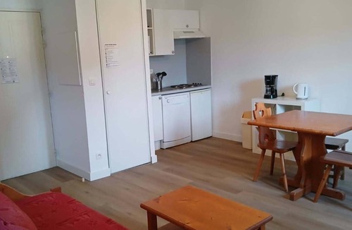 Vignec Apartment | Wifi, 1st floor, swimming pool, tv, 34m², Saint Lary Soulan