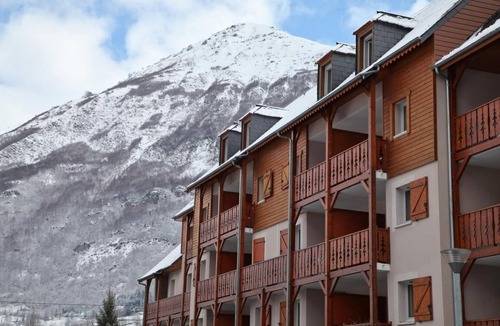 Luz-Saint-Sauveur Apartment | Wifi, 3rd floor, swimming pool, sauna, hammam, balcony, parking, tv, ski locker, 57-63m²