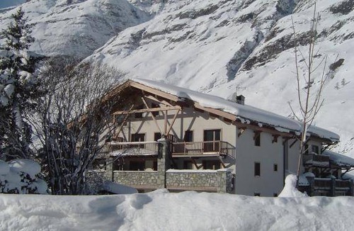 Bessans Apartment | Wifi, 50m from ski slopes, fitness, balcony, tv, ski locker, 50m², Bessans