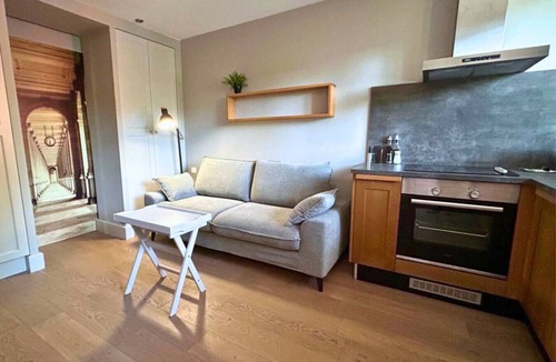 Entrechaux Apartment | wifi - rivière - garage vélo - animaux payants