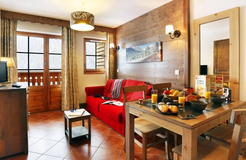 Chatel Apartment | Wifi, swimming pool, sauna, terrace, balcony, ski locker, 28m², Châtel