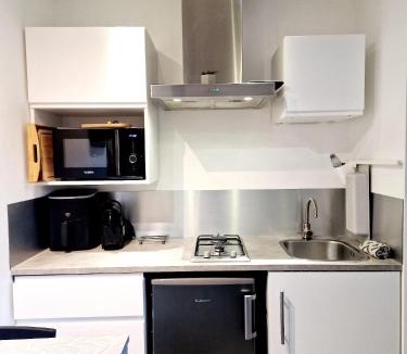 Laveyron Apartment | WOOD - Gîte meublé & confort Drôme - Écolodgîte