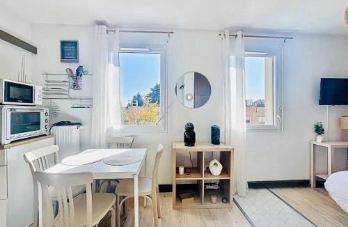 Les Poulettes Apartment | Work & Chill