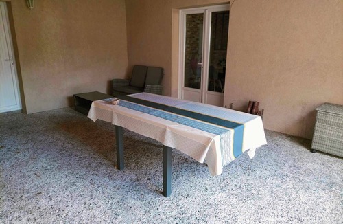 Pont-de-Labeaume Apartment | xxxxxxxxxx
