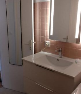 Fontenay-aux-Roses Apartment | Your 28 m Studio RER B Paris Modern Convenient and Affordable