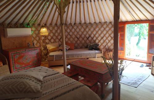 Corvol d'Embernard Other | Yourte Bourgogne