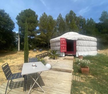 Gignac Other | Yourte mongole