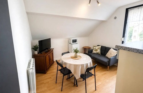 Saint-Honore-les-Bains Apartment | ZEcamping 3 étoiles piscine chauffée toboggans locatif TV 38m2 4 pers