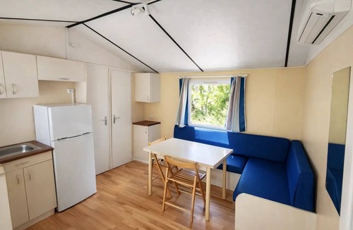Saint-Honore-les-Bains House | ZEcamping 3* toboggans pataugeoire fitness locatif 6 pers