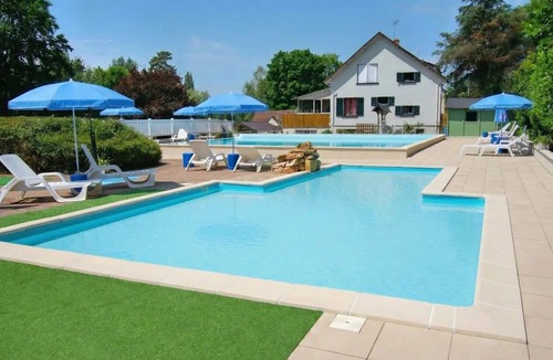 Saint-Honore-les-Bains House | ZEcamping 3 étoiles toboggans pataugeoire fitness locatif 4 pers