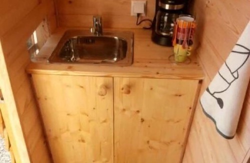 Bar-sur-Aube Cabin | ZEcamping 2 étoiles piscine couverte animaux acceptés locatif 6m2 2 pers