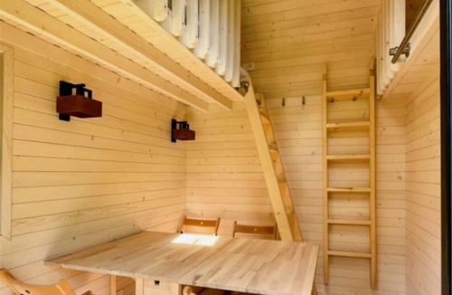Neuilly-sur-Marne Cabin | ZEcamping 3 étoiles animaux acceptés locatif BBQ clim 4 pers