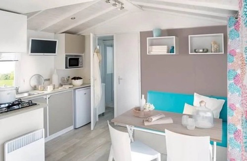Aigueblanche House | ZEcamping 3 étoiles animaux acceptés restaurant et Canoë Kayak